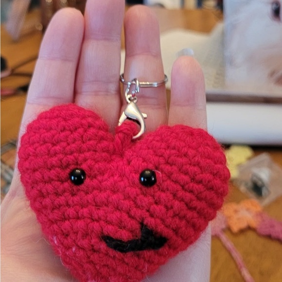Red Heart Keychain - Picture 2 of 2